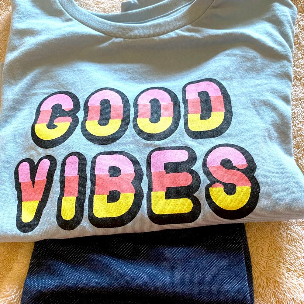 2 for $8! Adorable 2 piece girls set! - Picture 1 of 6